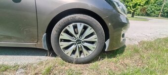 Kia Cee'd SW 1,6 Crdi PLATINUM 100KW r.2016 Diesel - 6