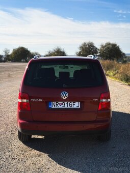 Volkswagen Touran - 6