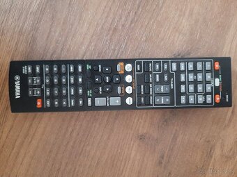 Predám strieborný 5.1 AV receiver Yamaha RX-V 475 - 6