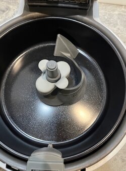 Fritéza Tefal FZ 700031 ActiFry - 6