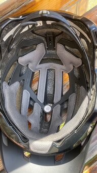 Cyklisticka prilba BELL - 6