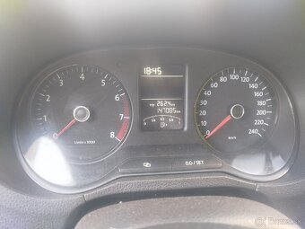 Predám Volkswagen Polo 1.2 - 6