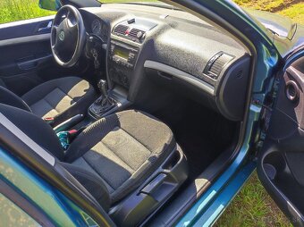 Predám Škoda Octavia combi 1,6 Fsi,85 kw - 6