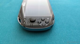 PS Vita 1100 crystal black - 6