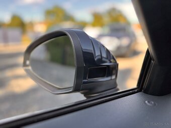 Audi A4 Avant 40 2.0 TDI quattro S tronic - 6