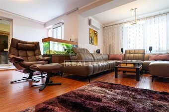 155m2 LUXUSU: byt s garážou, terasou a 2 saunami - 6