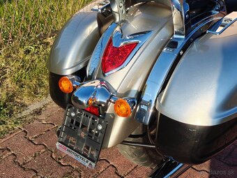 Kawasaki VN 1700 Classic Tourer Nomad - 6