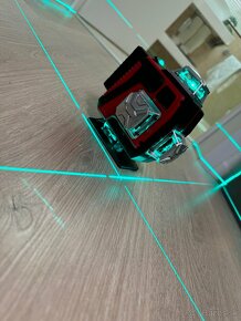 Akcia‼️Laserová vodováha, 16 riadkov, 4D, zelený lúč - 6