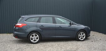 Ford Focus Array 1.60 SR voz - 6