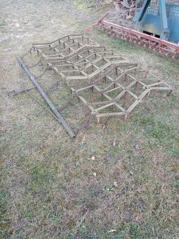 Sejačka Isaria, brány - 6