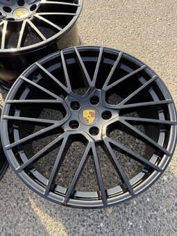 Original Porsche Cayenne Coupe E3 - 22” - 6