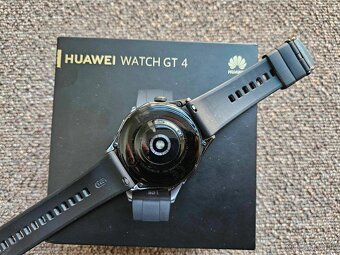 Huawei Watch GT4 46mm black, top, zaruka NAY - 6