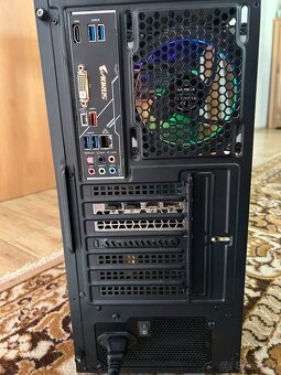 RTX 2060, AMD RYZEN 5 3600. 16GB RAM, SSD - 6