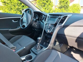 Hyundai i30 combi 1.6 crdi - 6