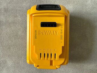 Aku DeWalt - 6