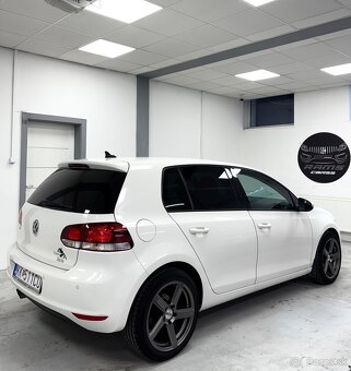 Volkswagen Golf 1.4 90Kw DSG Comfortline - 6