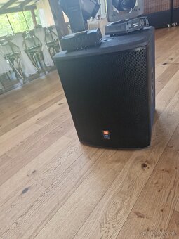 JBL PRX - 6