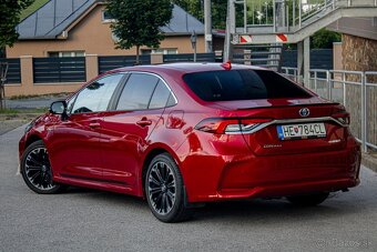 Toyota Corolla sedan 1.8 Hybrid e-CVT Style Tech - 6