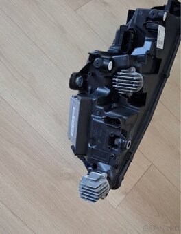 Svetlo Škoda Octavia 4 - 6