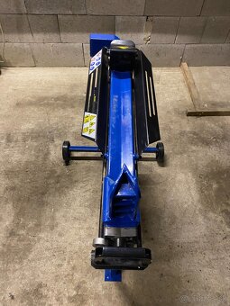 Štiepačka na drevo - 6