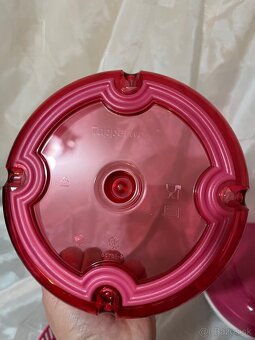 Slahac a sekac v jednom Tupperware - 6