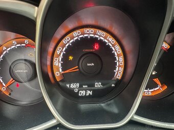 Lada Vesta sw cross - 6