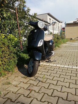 Piaggio Vespa 125 LX - 6