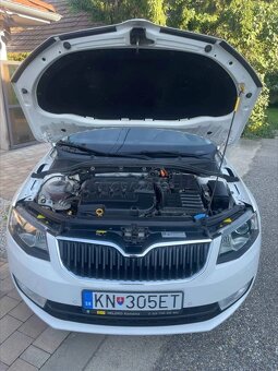 Škoda Octavia Combi 2.0 TDI Elegance/Style DSG - 6