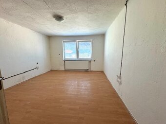 Na predaj tehlový dom v Bánove po čiastočnej rekonštrukcii - 6