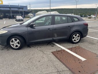 Renault Megane III grandtour 1.5 dci - 6