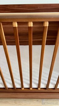 Detská postieľka 120x70 + prebaľovací pult - 6