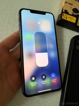 iPhone 11 Pro max 64GB - 6