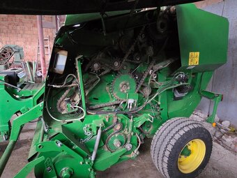 Predáme lis John Deere F 440 M - 6