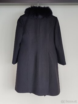 Elegantný dámsky vlnený kabát s kožušinkou veľ. 44 - 6