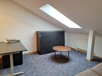 NEBYTOVÝ PRIESTOR V RD V STAROM MESTE, UL.PRI HABÁNSKOM MLYN - 6