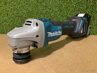 Makita DGA511Z Aku uhlová brúska s reguláciou 125mm Li-ion - 6