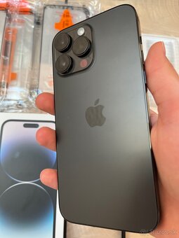 iPhone 14 Pro MAX s príslušenstvom - 6