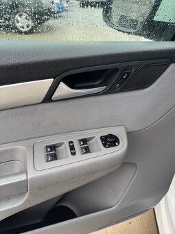 Seat Alhambra 2.0 TDi  DSG - 6