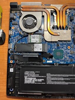 Herný notebook MSI Catana GF66 11UG - 6