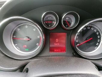 Opel Insignia 2.0 cdti 118kw - 6