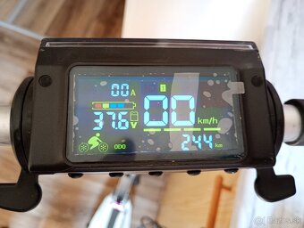 Kugoo kolobežka najazdené len 240km - 6