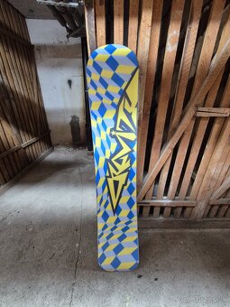 Snowboard, prilba, okuliare - 6