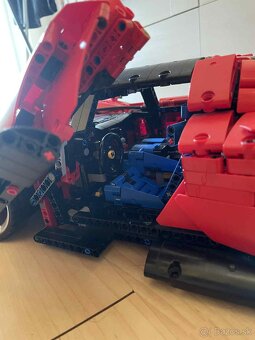 Lego Technic 42143 Ferrari Daytona SP3 - 6