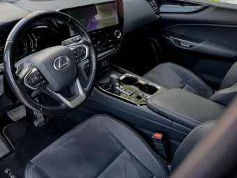 Predam Lexus NX 350h - 6