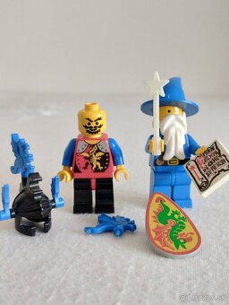 LEGO Castle 6048 Majisto's Magical Workshop - 6