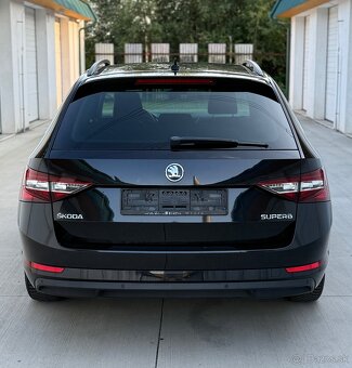 Skoda Superb 2.0 TDI DSG - 6