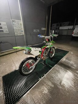 Predám Kawasaki Kxf 250 (full akrapovič) - 6