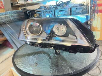 Predám práve svetlo na passat b7 čísto nove - 6