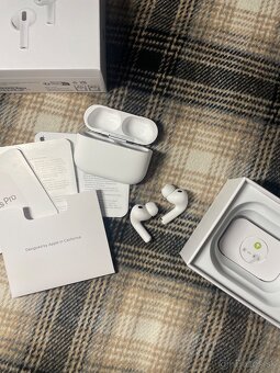 Apple AirPods Pro 3. generácie (2025) - 6