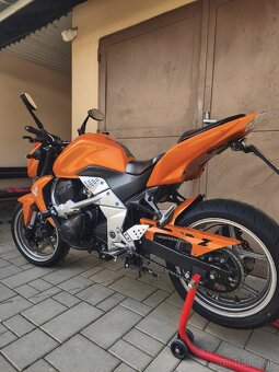 Kawasaki Z750 A2 - 6